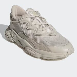 OZWEEGO SHOES Women’s Adidas Sneaker Size 7 Oatmeal Beige
